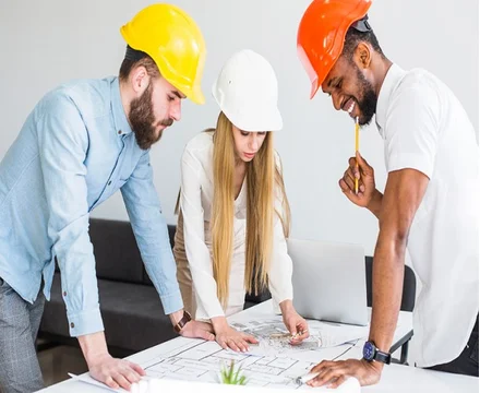 Engenheiro ou arquiteto? Quem devo contratar para minha obra?