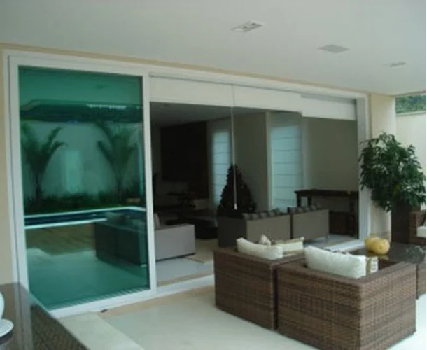 Arquitetura contemporânea: por que as esquadrias de PVC podem ser usadas?
