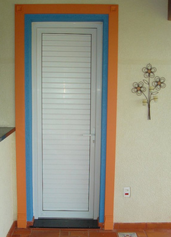 Porta em pvc de giro 